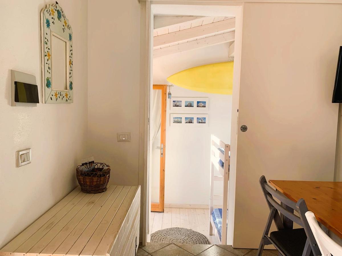 La Vela Summer House - Free Wifi - 700Mt From The Beach كوستا ري المظهر الخارجي الصورة